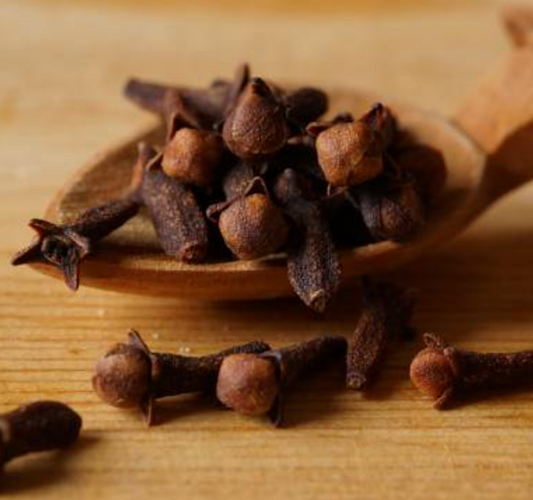 Clove Bud Essential Oil